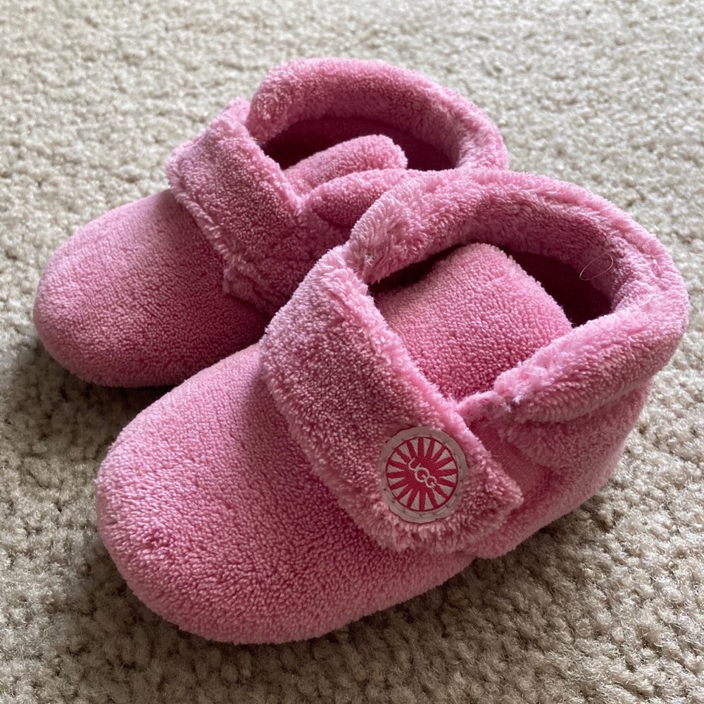 Ugg Pink Slippers